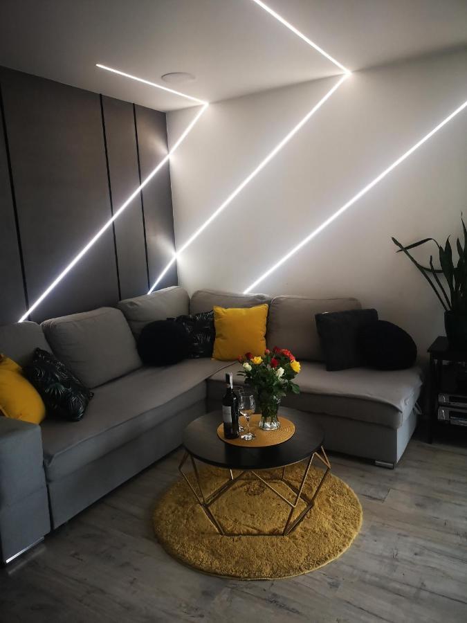 Apartment Szwedzka - Garaz Podziemnym , Dostep 24h Code , Duzy Taras 30m *