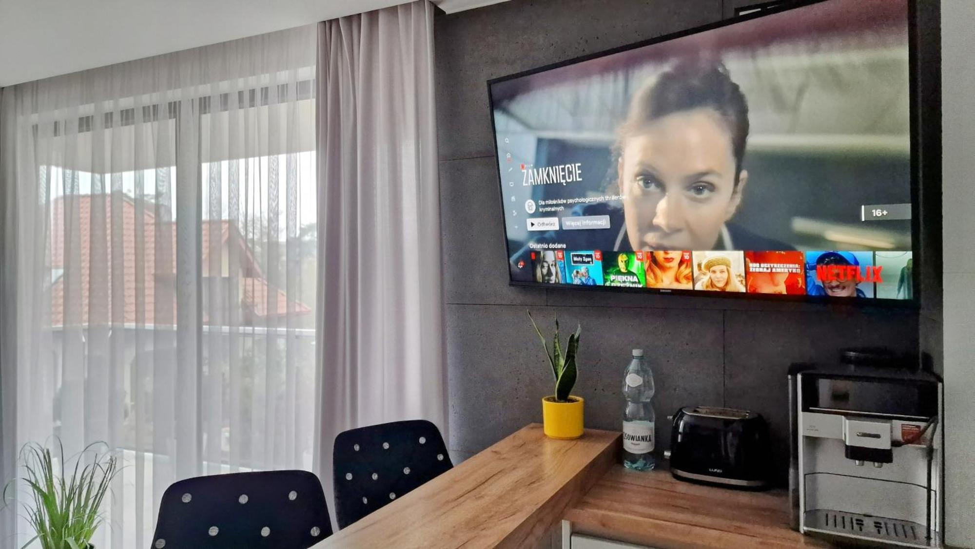 Szwedzka - Garaz Podziemnym , Dostep 24h Code , Duzy Taras 30m Apartment *